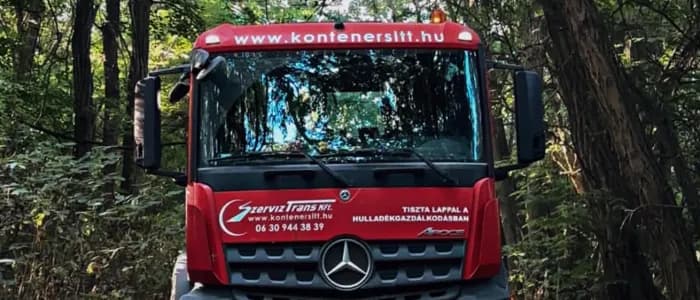 Szerviz Trans konténer munka közben